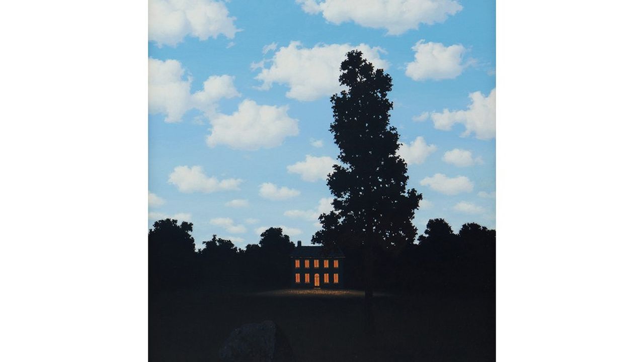 « L'Empire des lumières », de René Magritte, dont il existe pas moins de 18 variations, est considéré comme l'un « trophée de l'art moderne » dans cette version de 1951, estimée entre 35 et 45 millions de dollars.