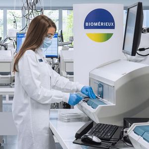 BioMérieux, spécialisé dans le diagnostic in vitro, arrive en tête du classement général.