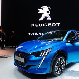Peugeot 208 électrique : bras de fer entre le patron de Stellantis et le  gouvernement