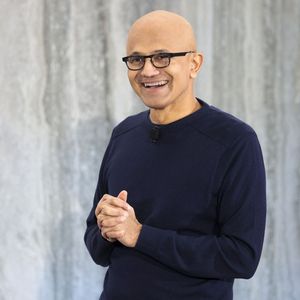 Le PDG de Microsoft, Satya Nadella, a accordé une interview à CNBC dans laquelle il a évoqué les liens de sa société avec OpenAI.