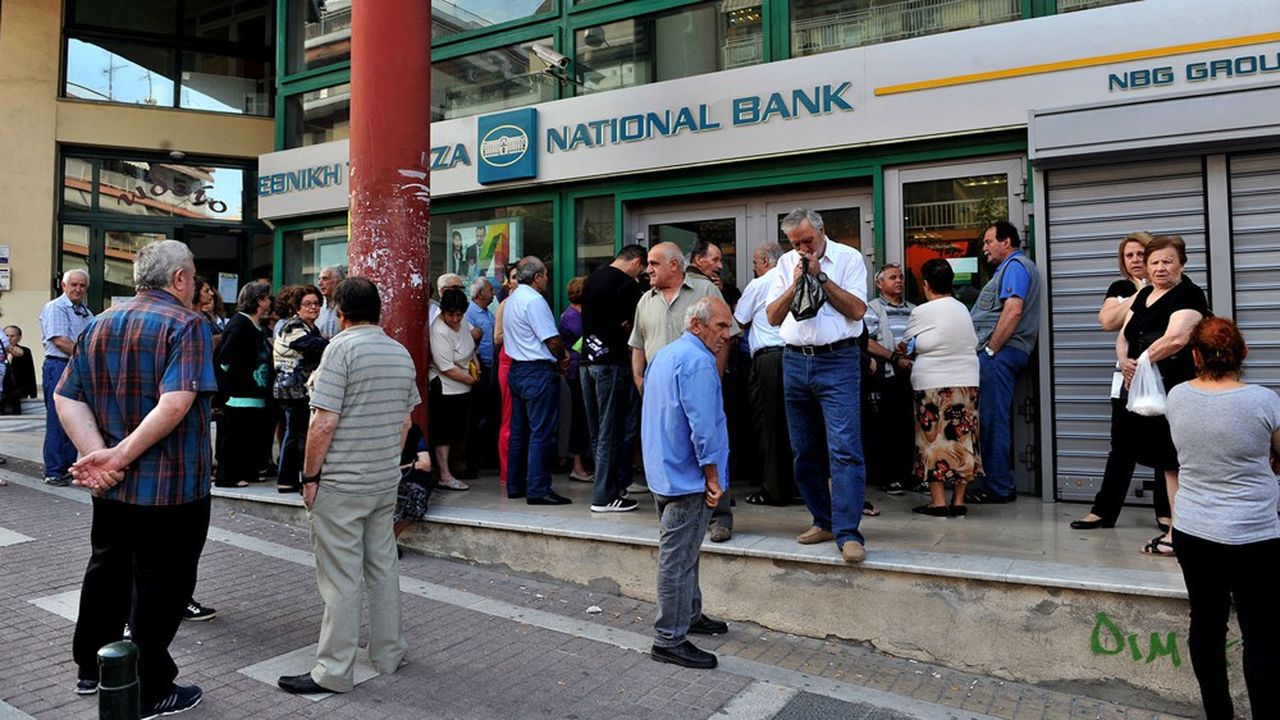 La Grèce avait dû ordonner une fermeture provisoire des banques et un contrôle des changes au plus fort de la crise, en 2015.