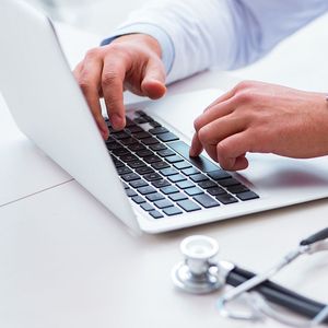 Le logiciel, baptisé « NYUTron », a été formé à partir de millions d'observations médicales issues des dossiers de 387.000 patients pris en charge entre janvier 2011 et mai 2020.