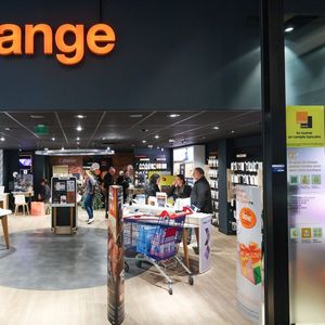 Orange envisage, comme d'autres entreprises publiques françaises, de créer une captive de réassurance.