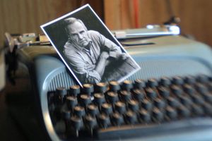 Cormac McCarthy tapait le récit d'une Amérique hallucinée sur sa machine à écrire fétiche.