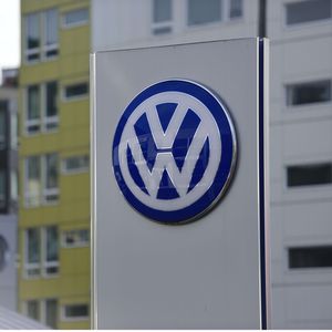 Volkswagen avait reconnu avoir implanté des logiciels frauduleux sur ses véhicules diesel pour minimiser les émissions polluantes des moteurs.