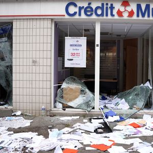 Les actes de vandalisme sur les agences bancaires sont concentrés à 40 % en Ile-de-France.