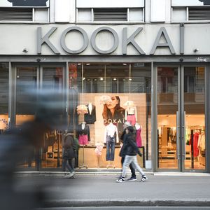 Kookaï, en redressement judiciaire, a fermé 20 magasins depuis mai.
