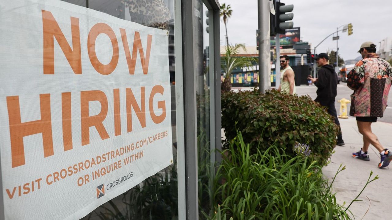 Aux Etats-Unis, les destructions d'emplois s'accélèrent, mais il y a toujours beaucoup de postes à prendre.