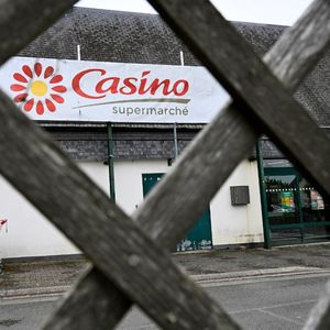 Le groupe Casino affiche une dette de 6,4 milliards d'euros.