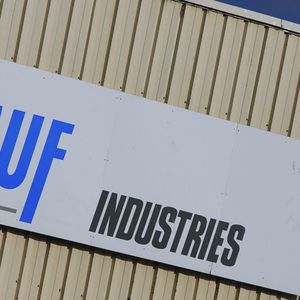 Knauf Industries emploie environ 2.000 personnes dans huit pays.