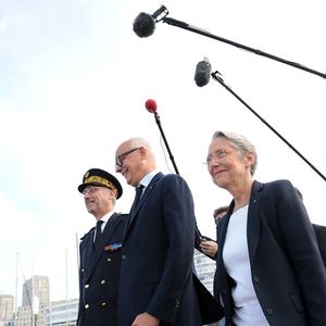 La Première ministre Elisabeth Borne aux côtés de l'ex-Premier ministre Edouard Philippe, au Havre ce mardi.