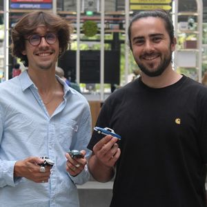 Oscar Bourgeois et Raphaël Toledano sont diplômés de l'école des Mines de Paris.