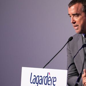 Mi-2021, Arnaud Lagardère a été nommé PDG du groupe, après la transformation de l'entreprise en société anonyme.