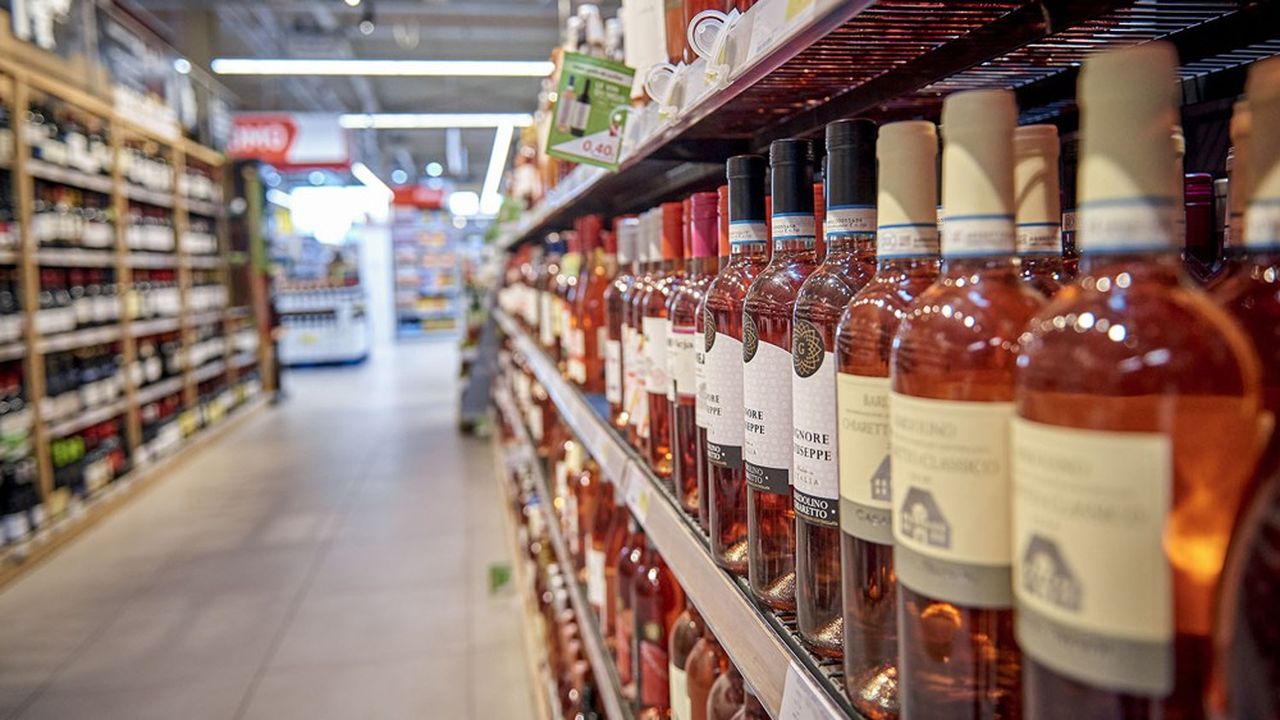 Alcool : le gouvernement veut augmenter les taxes pour lutter contre la  consommation excessive - Le Parisien