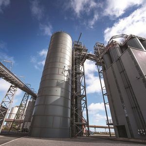 L'unité de broyage qui sera implantée dans l'usine Ecocem France, à Dunkerque, pourra produire 600.000 tonnes par an de fillers calcaires de haute qualité.