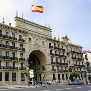 L'Espagne va récupérer 2,6 milliards d'euros en taxant les revenus exceptionnels de son secteur bancaire sur deux ans