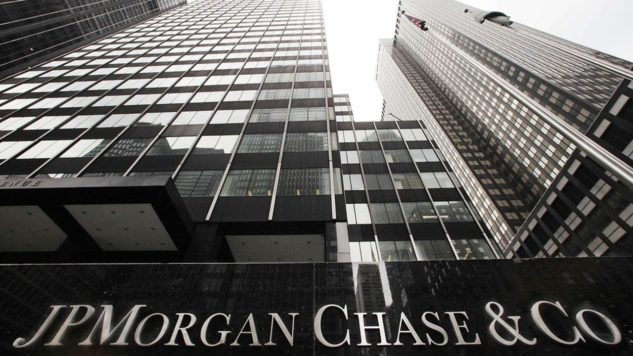 Jamie Dimon, le PDG de JP Morgan et porte-voix du secteur, a estimé que les nouvelles règles allaient ralentir les prêts aux ménages et aux entreprises.