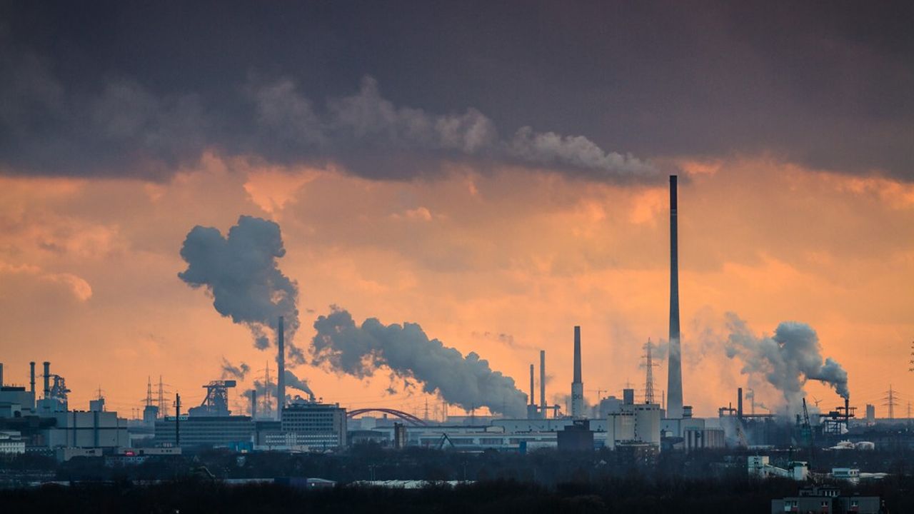 Emisje gazów cieplarnianych w Unii Europejskiej spadają