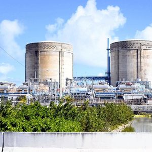 Les réacteurs de la centrale américaine de Turkey Point, en Floride, ont reçu une licence pour fonctionner pendant quatre-vingts ans.