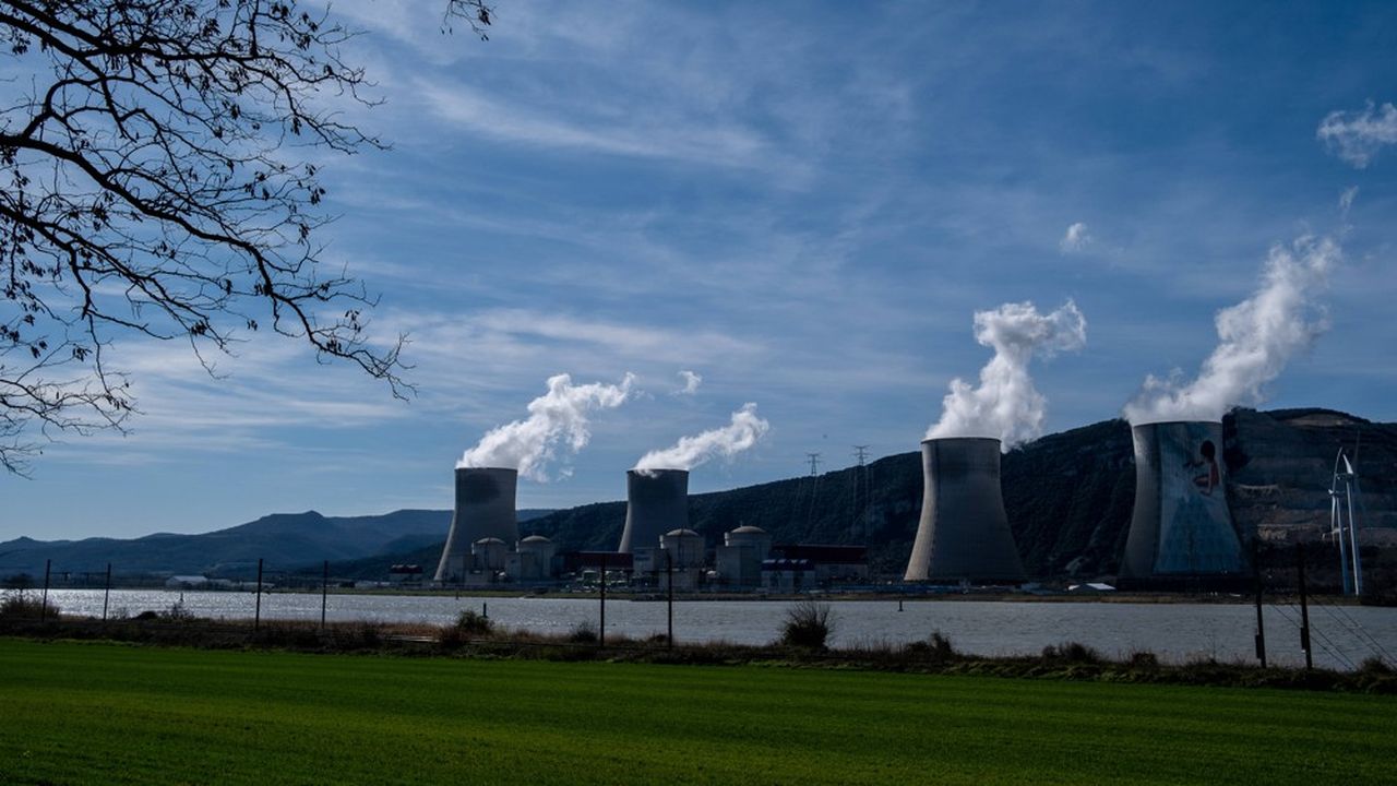La centrale nucléaire du Tricastin est refroidie par le Rhône.