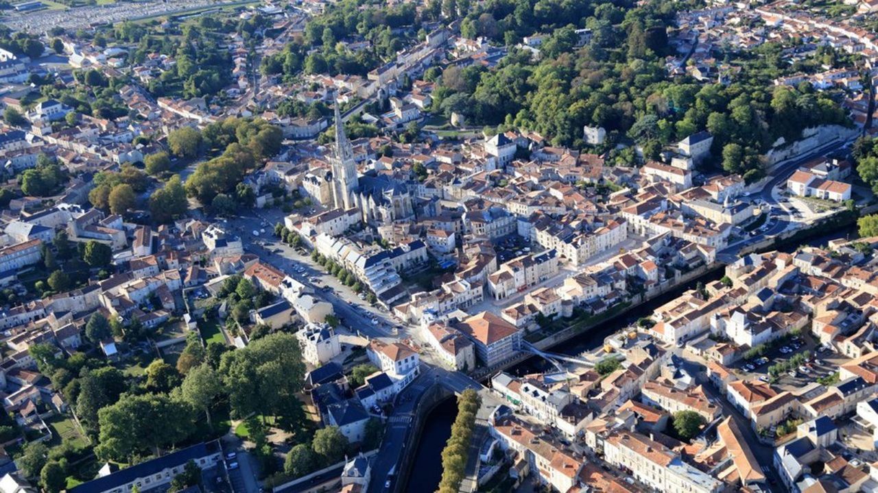 Fontenay-le-Comte était autrefois la capitale du Bas Poitou.