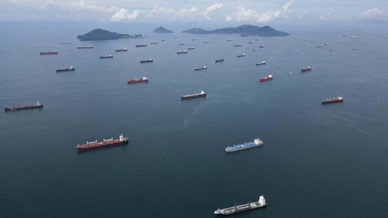 VIDEO – Por qué cientos de barcos esperan en la entrada del Canal de Panamá