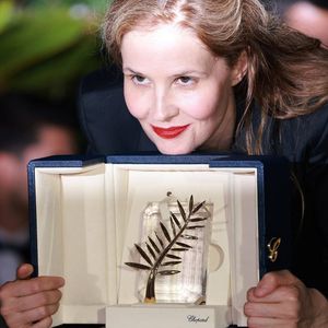 En juin 2023, le troisième long métrage de la Française Justine Triet, « Anatomie d'une chute » a reçu la Palme d'or lors du 76e Festival de Cannes. Elle est la troisième réalisatrice a l'avoir reçue dans l'histoire.