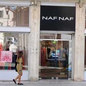 Naf Naf emploie 660 salariés en France et détient 135 magasins.