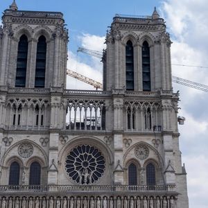 Après le chantier qui a ravagé Notre-Dame en 2019, Emmanuel Macron avait fixé un objectif de cinq ans pour sa restauration.