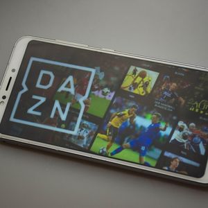 Le service de streaming sportif britannique DAZN diffusera déjà cette saison deux matchs de Ligue 1 par journée de championnat, grâce à son partenariat avec Canal+.