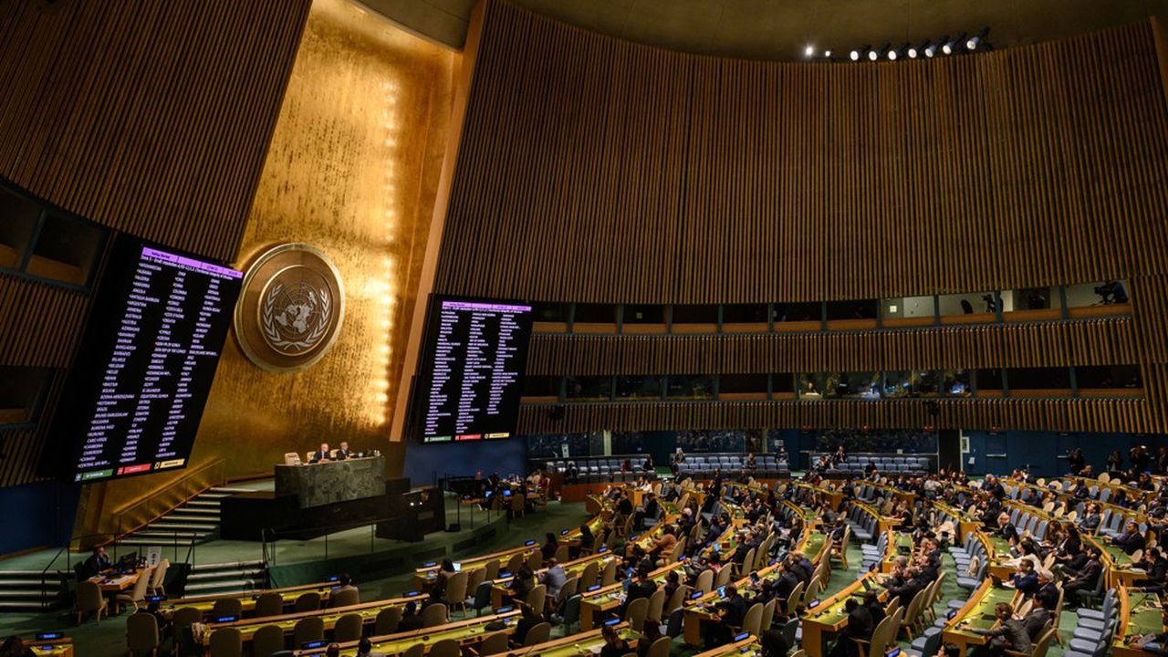 Le vote condamnant les annexations russes en Ukraine durant une assemblée générale des Nations unies, le 12 octobre 2022.