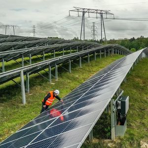 Selon RTE, il faudra, d'ici à 2035, quadrupler la production d'électricité solaire.
