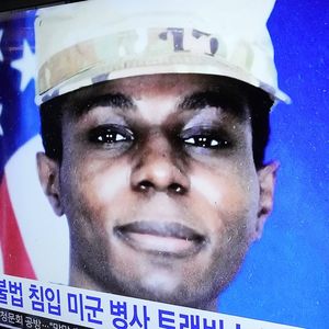 Travis King, le soldat américain qui avait fui en Corée du Nord en juillet dernier, est rapatrié, ce jeudi, vers les Etats-Unis.