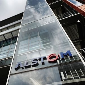 Le siège social d'Alstom, à Saint-Ouen. Le deuxième constructeur ferroviaire mondial a connu un ralentissement de ses commandes et un gonflement de ses stocks.
