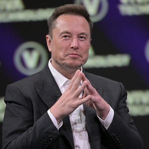 Le refus persistant d'Elon Musk de se conformer à l'assignation de la SEC entrave et retarde l'enquête, plaide le gendarme bousier.