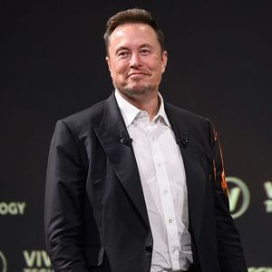 Elon Musk fait l'objet d'une plainte de la SEC devant le tribunal de Californie.