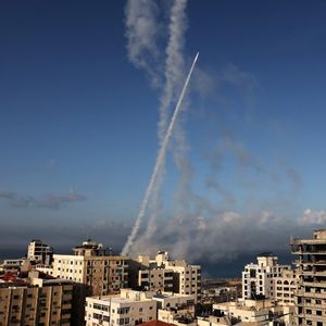 Des dizaines de roquettes ont été tirées vers Israël dans la nuit de vendredi depuis la bande de Gaza.