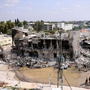 Commissariat de police à Sderot, dans le sud d'Israël, dimanche. « Il est peu crédible que le Hamas soit parvenu seul à un tel résultat », estime Didier Billion.