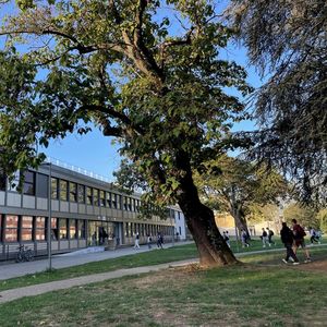 L'Institut national des sciences appliquées (Insa) vient de rénover 28.000 mètres carrés sur son campus de La Doua, à Villeurbanne.