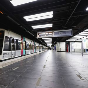 Les RER B et D empruntent le même tunnel entre Les Halles et Gare du Nord, ce qui conduit à de forts aléas d'exploitation et des retards.