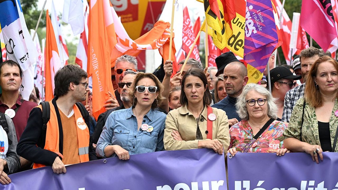 Les syndicats s'affichent unis avant la conférence sociale