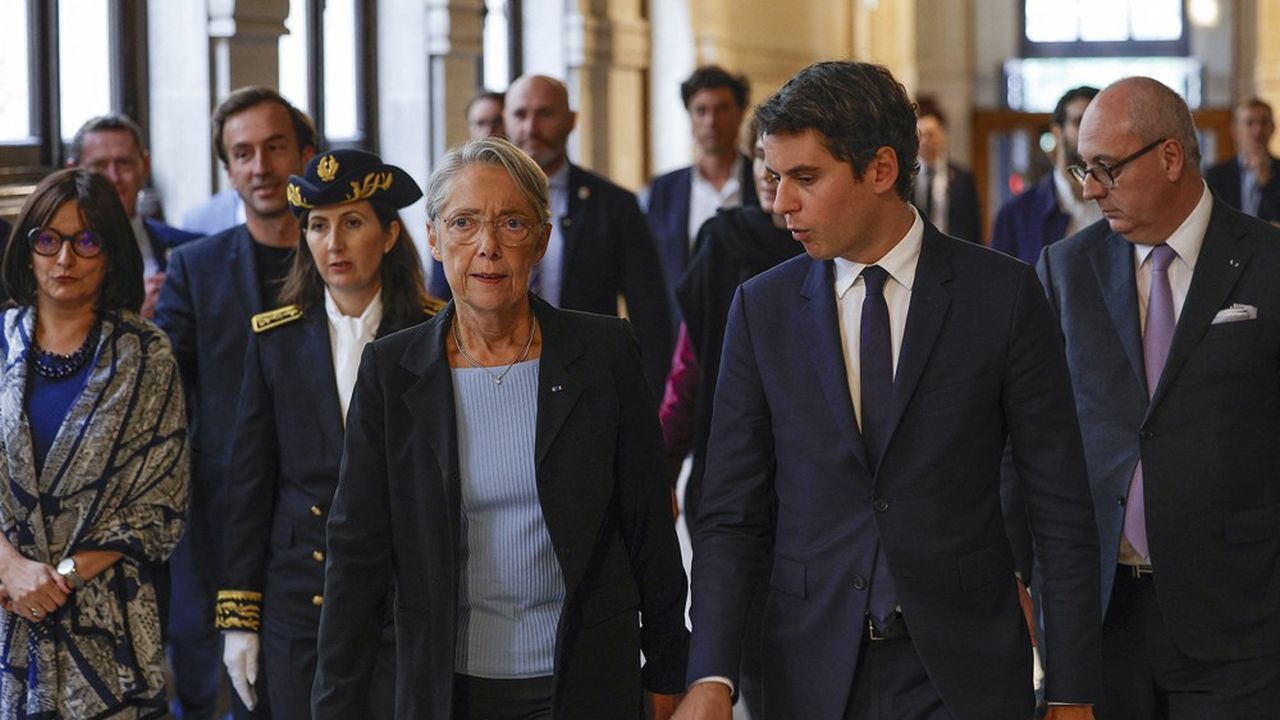 Elisabeth Borne et Gabriel Attal, samedi, à la Sorbonne, à l'occasion de la remise du prix Samuel Paty.