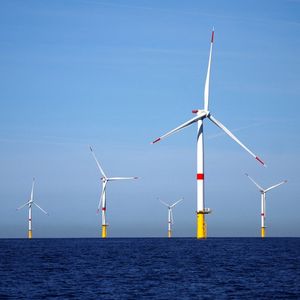 Le premier parc éolien en mer en France a été inauguré l'an dernier, au large de Saint-Nazaire.