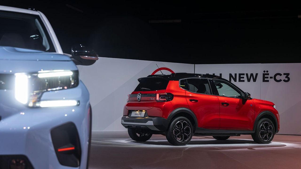 CITROËN DÉVOILE LA TOUTE NOUVELLE Ë-C3, PREMIÈRE VOITURE À LA FOIS