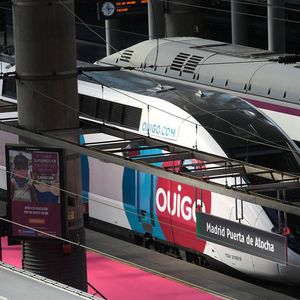 La SNCF a ouvert sa première ligne hors de France en Espagne, sous les couleurs de sa marque Ouigo.