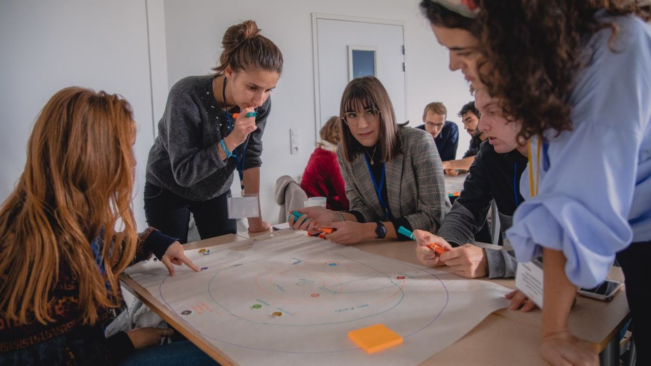 En 2019, plus de 200 projets de start-up sociales ont été accompagnés par le programme étudiant d'Enactus France.