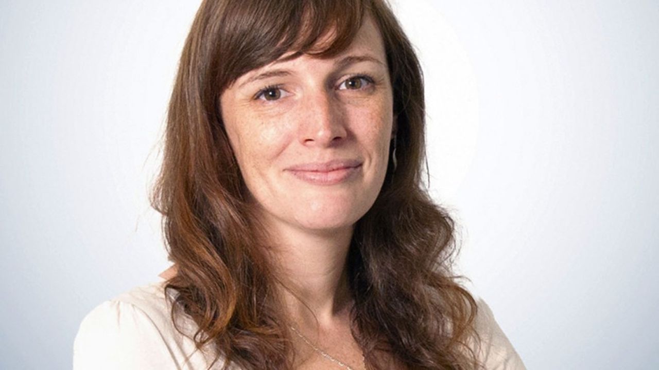 Sabrina Chappe, entrepreneuse franchisée du réseau Avenir Rénovation.