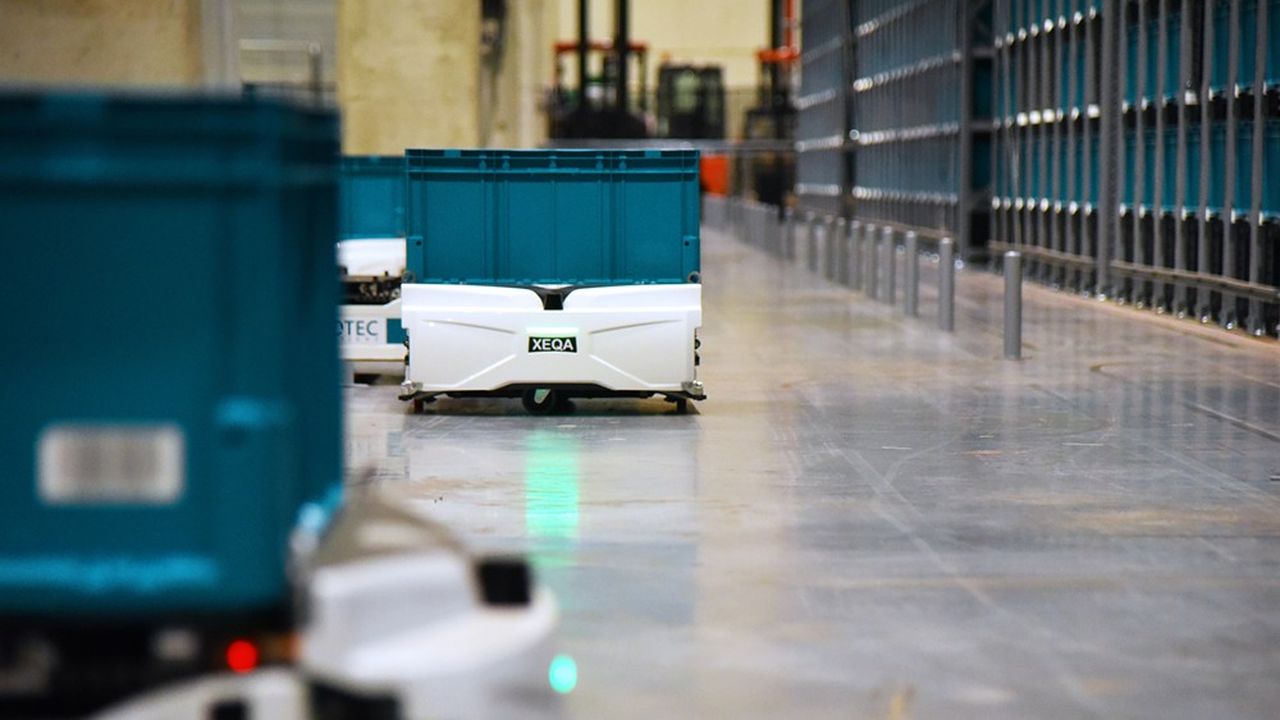 Les robots conçus par Exotec font partie de la solution Skypod proposée aux e-commerçants pour gérer la préparation des commandes de manière automatique.
