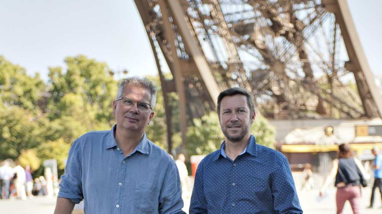 Stéphane Rachmuhl et Antoine d’Acremont, les deux cofondateurs de la roue autonome qui transforme n’importe quel vélo en vélo électrique.