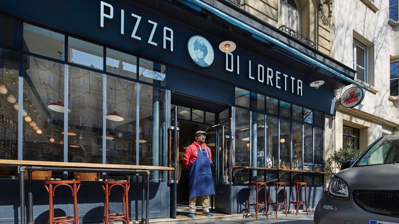 En 2011, David Azoulay ouvre son premier restaurant rue Rodier à Paris.